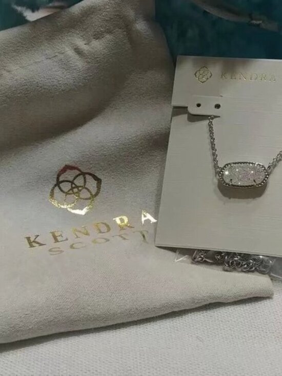 Kendra Scott necklace - Picture 3 of 5